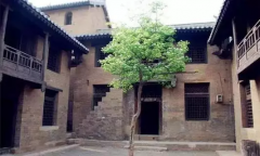 有张铨的老婆霍氏当家